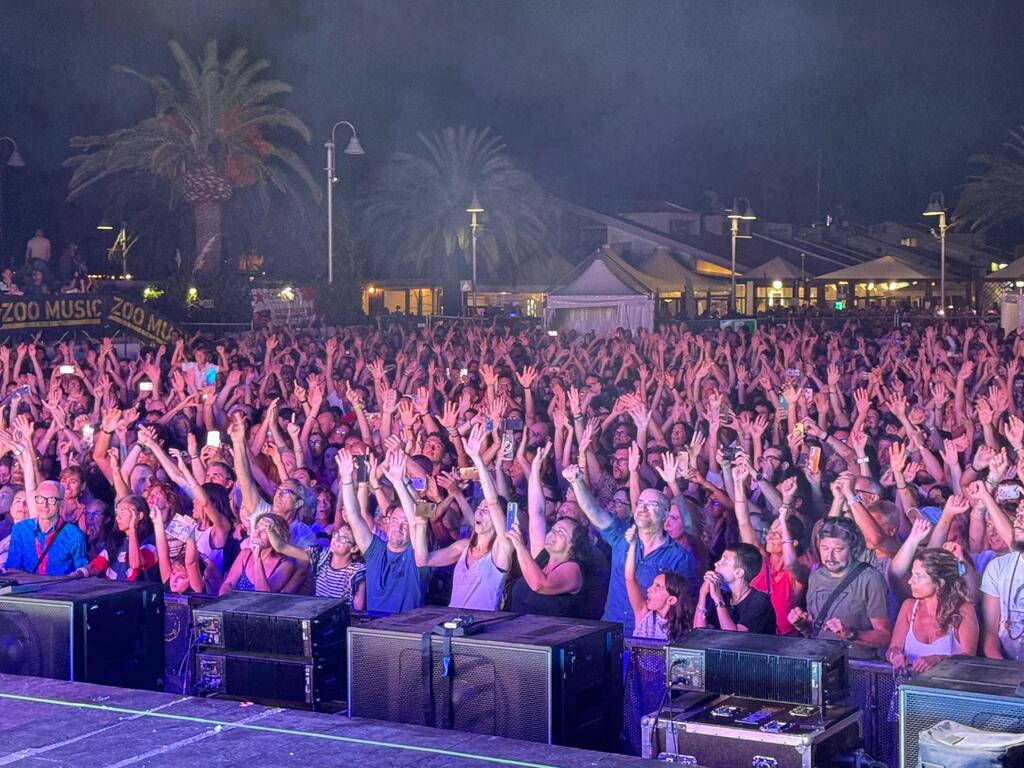 Concerto live al Porto Turistico di Pescara